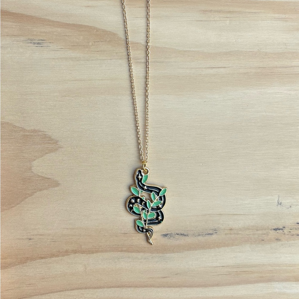 Elegant Gold and Green Snake Pendant Necklace